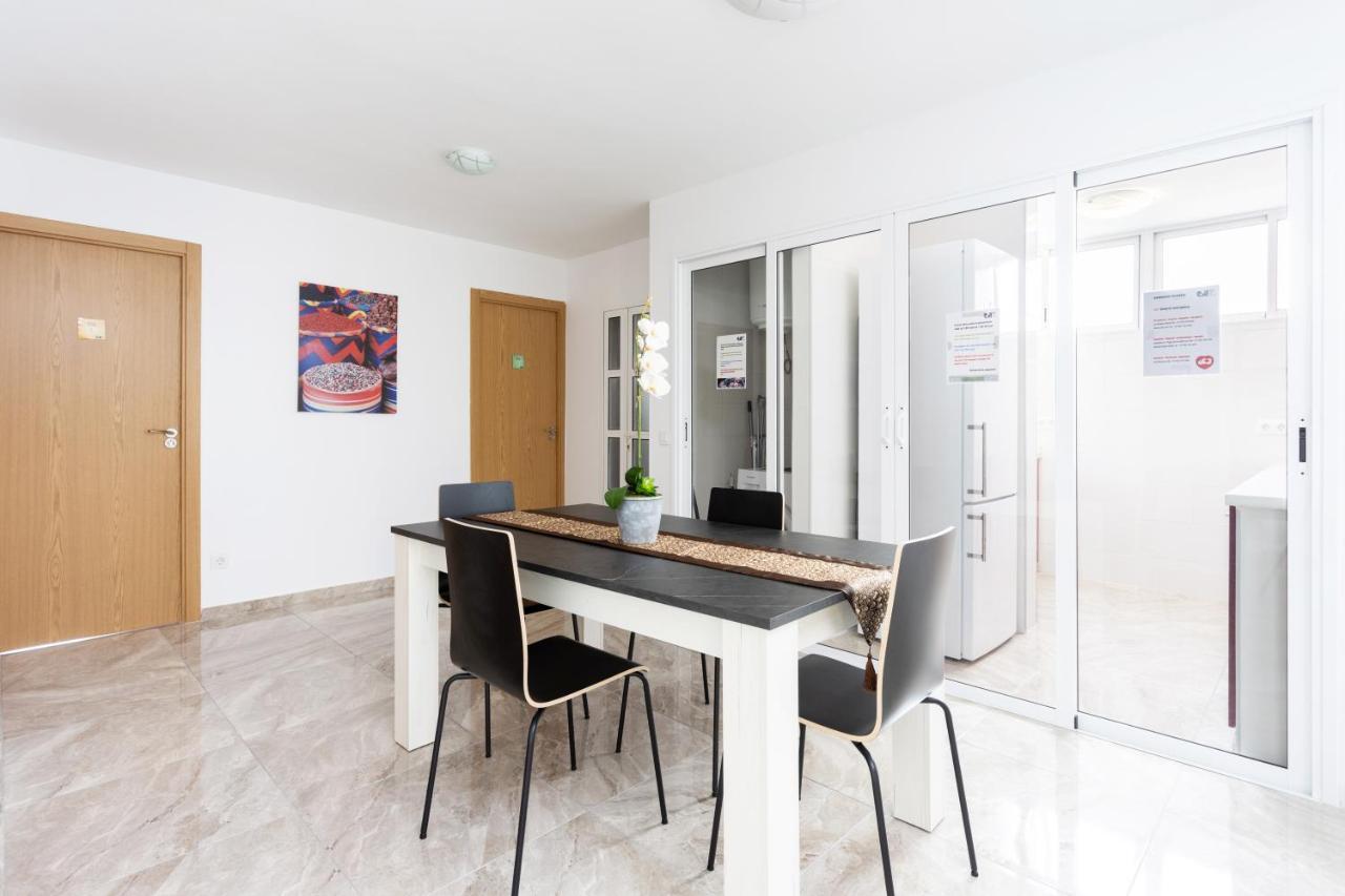 Classbnb - Three Spacious Apartments 150M From The Las Americas Promenade Arona  Esterno foto