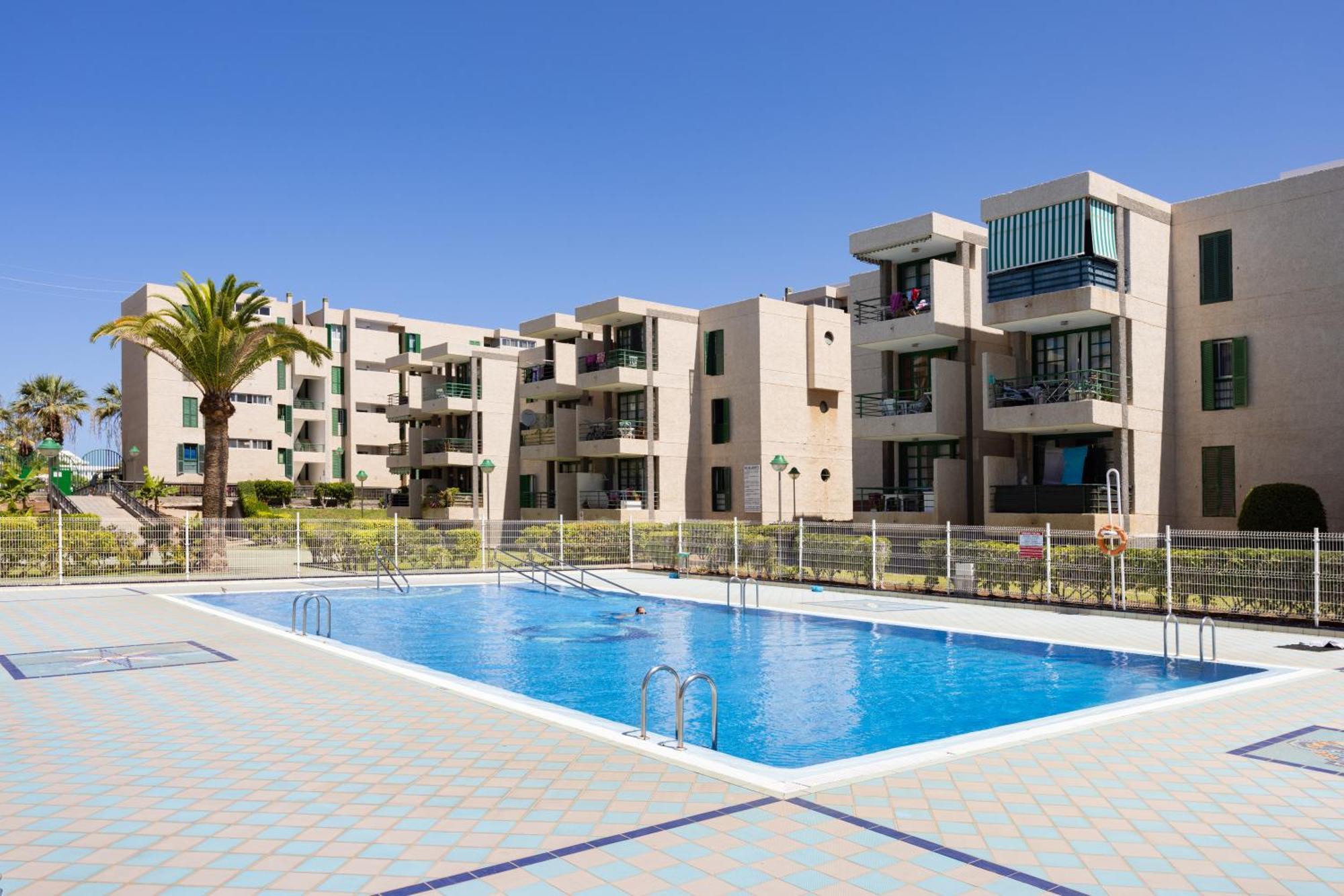 Classbnb - Three Spacious Apartments 150M From The Las Americas Promenade Arona  Esterno foto